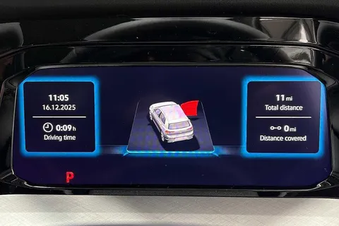 KP75LSD Volkswagen Golf 1.5 TSI 204 Match eHybrid 5dr DSG Thumbnail #12