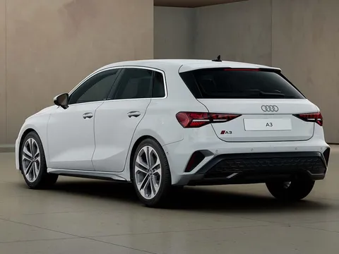  Audi A3 1.5 TFSI S line Sportback S Tronic Euro 6 (s/s) 5dr Thumbnail #3