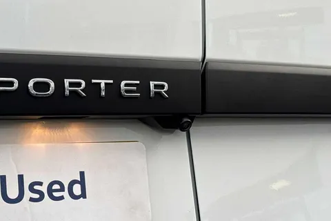 BG25EFF Volkswagen Transporter 2.0 TDI 110 Commerce Plus Van Thumbnail #33