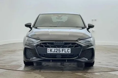 KJ25FLC Audi A3 35 TFSI Black Edition 5dr S Tronic Thumbnail #6