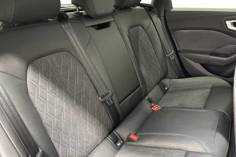 KP25ZWH Audi A5 2.0 TFSI 204 Edition 1 4dr S Tronic Thumbnail #9