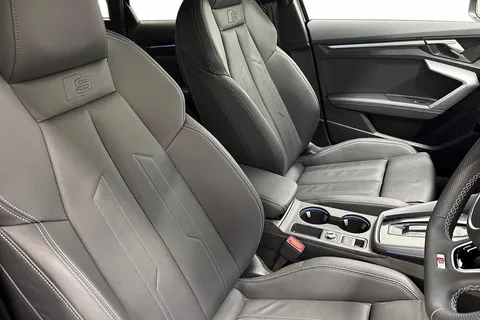 KJ25FLC Audi A3 35 TFSI Black Edition 5dr S Tronic Thumbnail #10