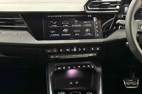 KJ25FLC Audi A3 35 TFSI Black Edition 5dr S Tronic Thumbnail #12