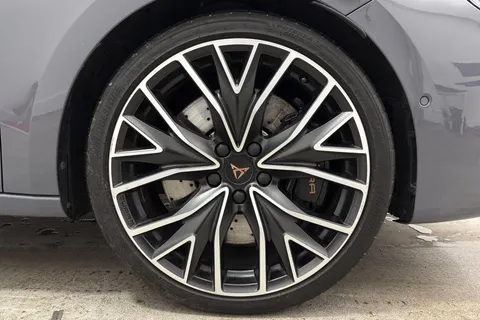 KY25GWZ CUPRA Leon 2.0 TSI 300 VZ2 5dr DSG Thumbnail #6