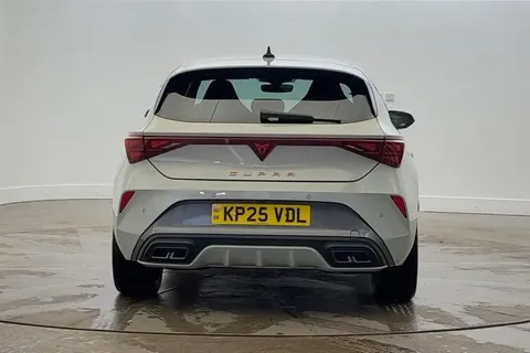 KP25VDL CUPRA Leon 1.5 eTSI 150 V2 5dr DSG Thumbnail #3