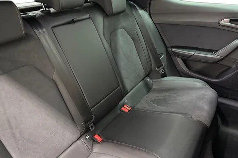 KP25VDL CUPRA Leon 1.5 eTSI 150 V2 5dr DSG Thumbnail #9