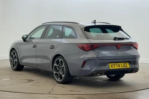 KY74LGZ CUPRA Leon 1.4 eHybrid VZ2 Design Edition 5dr DSG Thumbnail #4