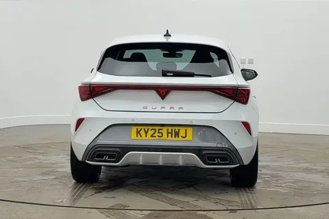 KY25HWJ CUPRA Leon 1.5 eTSI 150 V2 5dr DSG Thumbnail #3