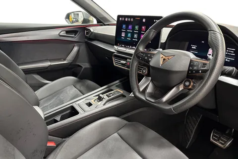 KY74LGZ CUPRA Leon 1.4 eHybrid VZ2 Design Edition 5dr DSG Thumbnail #8