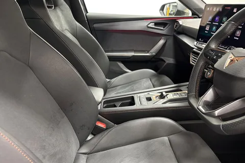 KY74LGZ CUPRA Leon 1.4 eHybrid VZ2 Design Edition 5dr DSG Thumbnail #10