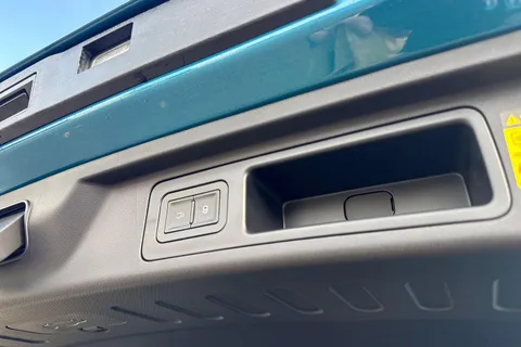 DG75PGF BYD ATTO 3 60.48kWh Design Auto 5dr Thumbnail #28