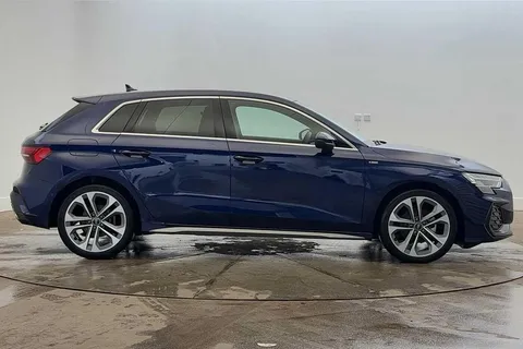 DK25XGF Audi A3 S line 35 TFSI  150 PS S tronic Thumbnail #4