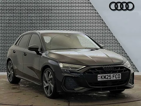 KM25FCO Audi A3 Black Edition 35 TFSI  150 PS S tronic Thumbnail #1