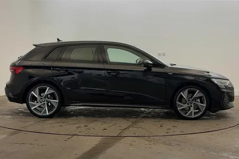 KM25FCO Audi A3 Black Edition 35 TFSI  150 PS S tronic Thumbnail #4