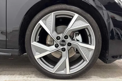 KR25DGZ Audi A3 Black Edition 35 TFSI  150 PS S tronic Thumbnail #6