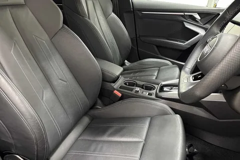 KN74ZPE Audi A3 Black Edition 35 TFSI  150 PS S tronic Thumbnail #11