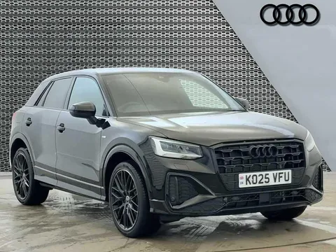 KO25VFU Audi Q2 Black Edition 35 TFSI  150 PS S tronic Thumbnail #1