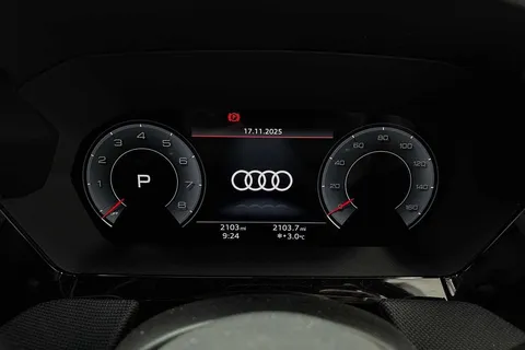 KM25FCO Audi A3 Black Edition 35 TFSI  150 PS S tronic Thumbnail #12