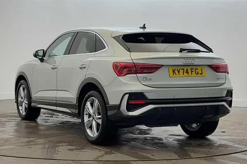 KY74FGJ Audi Q3 S line 35 TDI  150 PS S tronic Thumbnail #3