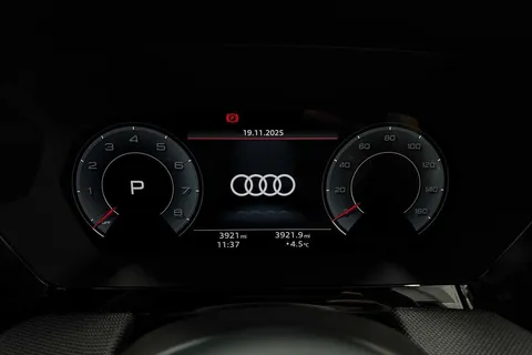 KY25CKK Audi A3 Black Edition 35 TFSI  150 PS S tronic Thumbnail #12