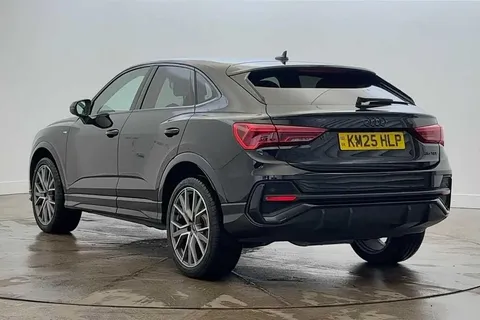 KM25HLP Audi Q3 Black Edition 35 TDI  150 PS S tronic Thumbnail #3