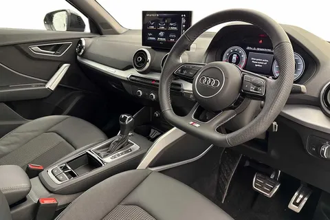 KO25VFU Audi Q2 Black Edition 35 TFSI  150 PS S tronic Thumbnail #7