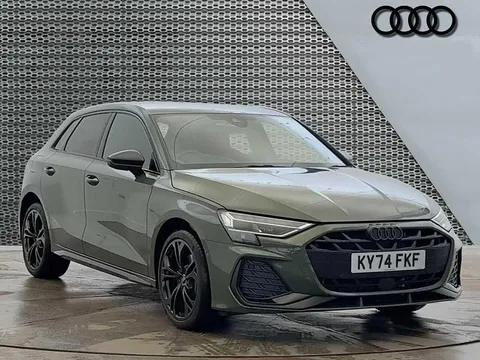 KY74FKF Audi A3 Black Edition 40 TFSI e  204 PS S tronic Thumbnail #1