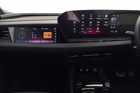 KR25VAV Audi Q6 E-Tron Q6 SUV Edition 1 e-tron quattro 285,00 kW Thumbnail #13