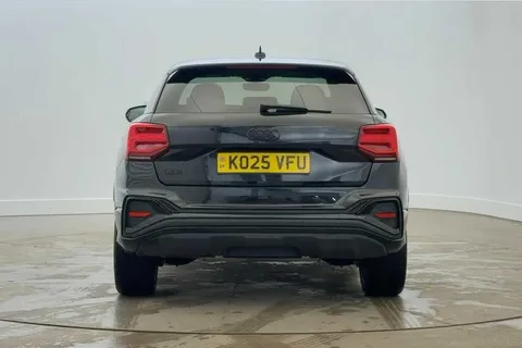 KO25VFU Audi Q2 Black Edition 35 TFSI  150 PS S tronic Thumbnail #9