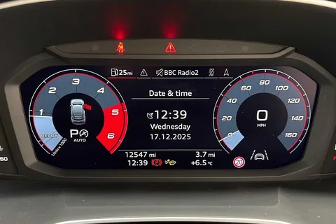 KY74FGJ Audi Q3 S line 35 TDI  150 PS S tronic Thumbnail #12