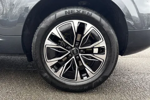  Audi Q3 1.5 TFSI Sport SUV 5dr Petrol S Tronic Euro 6 (s/s) (150 ps) Thumbnail #11