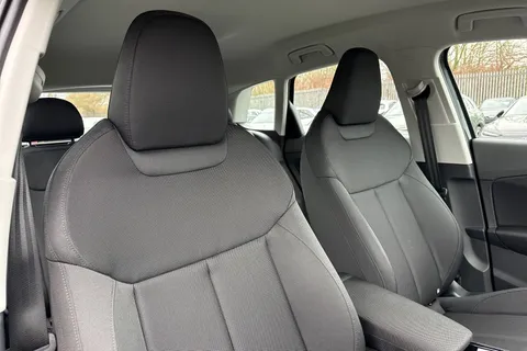  Audi Q3 1.5 TFSI Sport SUV 5dr Petrol S Tronic Euro 6 (s/s) (150 ps) Thumbnail #23