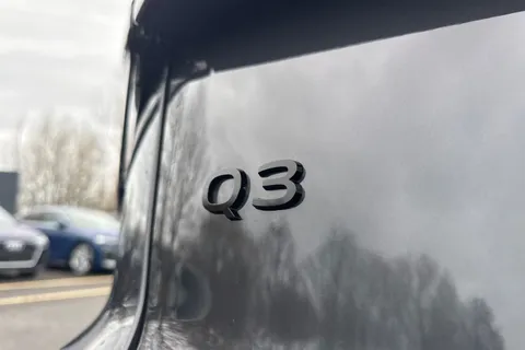  Audi Q3 1.5 TFSI Sport SUV 5dr Petrol S Tronic Euro 6 (s/s) (150 ps) Thumbnail #31