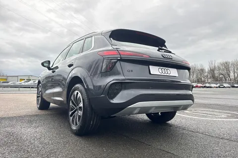  Audi Q3 1.5 TFSI Sport SUV 5dr Petrol S Tronic Euro 6 (s/s) (150 ps) Thumbnail #33