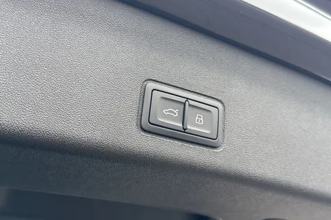  Audi Q3 1.5 TFSI Sport SUV 5dr Petrol S Tronic Euro 6 (s/s) (150 ps) Thumbnail #34