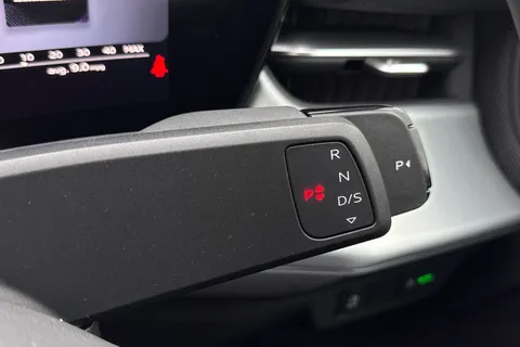  Audi Q3 1.5 TFSI Sport SUV 5dr Petrol S Tronic Euro 6 (s/s) (150 ps) Thumbnail #44