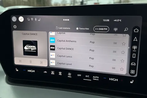  Audi Q3 1.5 TFSI Sport SUV 5dr Petrol S Tronic Euro 6 (s/s) (150 ps) Thumbnail #55