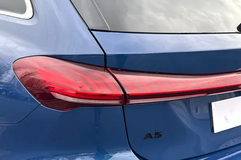  Audi A5 Avant 2.0 e-hybrid 25.9kWh S line S Tronic quattro Euro 6 (s/s) 5dr Thumbnail #7