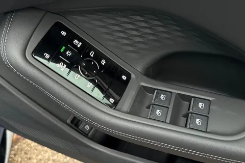  Audi A5 Avant 2.0 e-hybrid 25.9kWh S line S Tronic quattro Euro 6 (s/s) 5dr Thumbnail #20