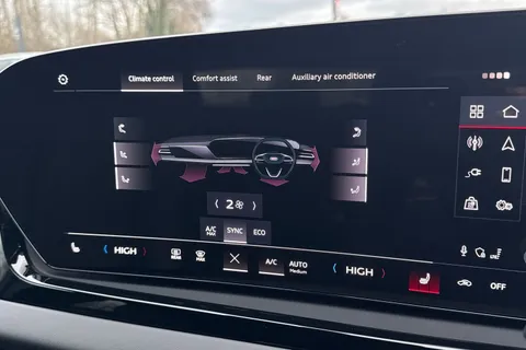  Audi A5 Avant 2.0 e-hybrid 25.9kWh S line S Tronic quattro Euro 6 (s/s) 5dr Thumbnail #21