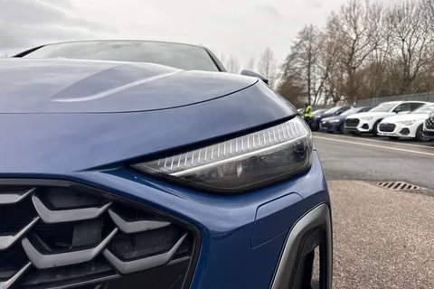  Audi A5 Avant 2.0 e-hybrid 25.9kWh S line S Tronic quattro Euro 6 (s/s) 5dr Thumbnail #24