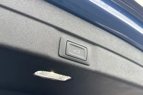  Audi A5 Avant 2.0 e-hybrid 25.9kWh S line S Tronic quattro Euro 6 (s/s) 5dr Thumbnail #40