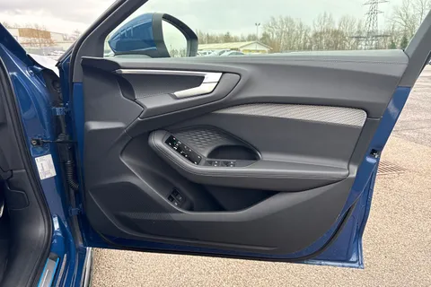  Audi A5 Avant 2.0 e-hybrid 25.9kWh S line S Tronic quattro Euro 6 (s/s) 5dr Thumbnail #47