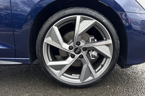  Audi A3 1.5 TFSI Black Edition Euro 6 (s/s) 4dr Thumbnail #10