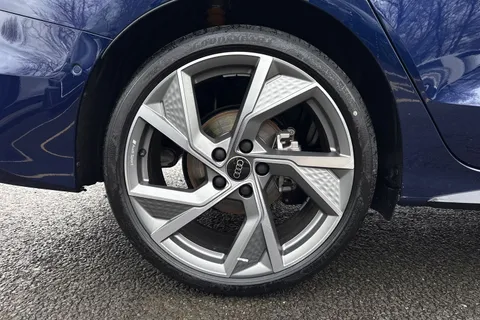  Audi A3 1.5 TFSI Black Edition Euro 6 (s/s) 4dr Thumbnail #11