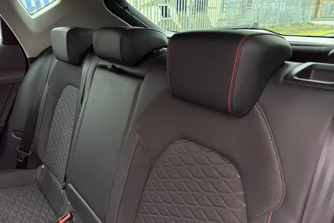 DG22DHD SEAT Leon 1.5 TSI EVO FR Euro 6 (s/s) 5dr Thumbnail #20