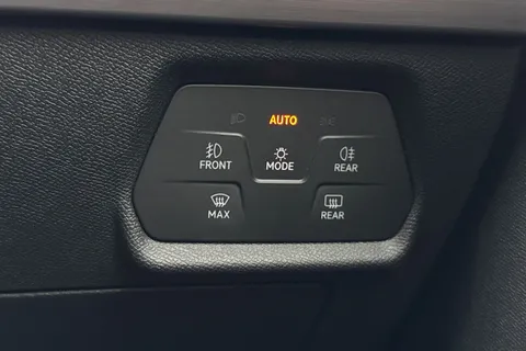 DG22DHD SEAT Leon 1.5 TSI EVO FR Euro 6 (s/s) 5dr Thumbnail #36