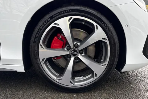  Audi A6 Avant 2.0 TDI Edition 1 S Tronic quattro Euro 6 (s/s) 5dr Thumbnail #10