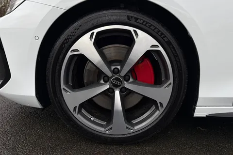  Audi A6 Avant 2.0 TDI Edition 1 S Tronic quattro Euro 6 (s/s) 5dr Thumbnail #11