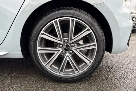  Audi A1 1.0 TFSI 30 S line Sportback S Tronic Euro 6 (s/s) 5dr Thumbnail #12